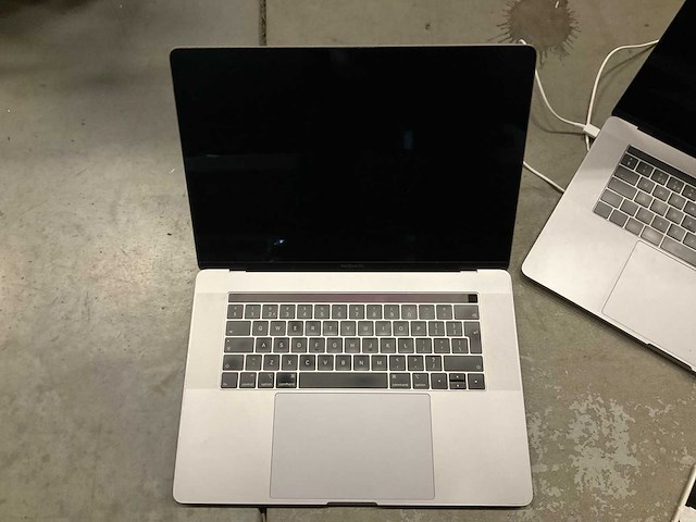 Apple computers en telefoons (6x) - afbeelding 2 van  6