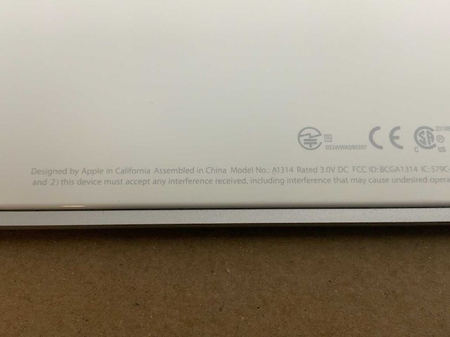 Apple computers, toetsenborden, afstandsbedieningen etc. - afbeelding 2 van  44