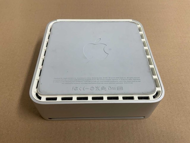 Apple computers, toetsenborden, afstandsbedieningen etc. - afbeelding 5 van  44