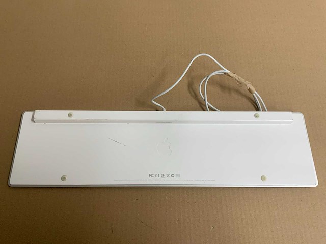 Apple computers, toetsenborden, afstandsbedieningen etc. - afbeelding 41 van  44