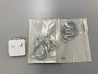 Apple earpods lightning connector (3x)