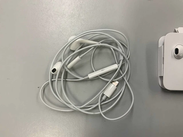 Apple earpods lightning connector (3x) - afbeelding 2 van  4