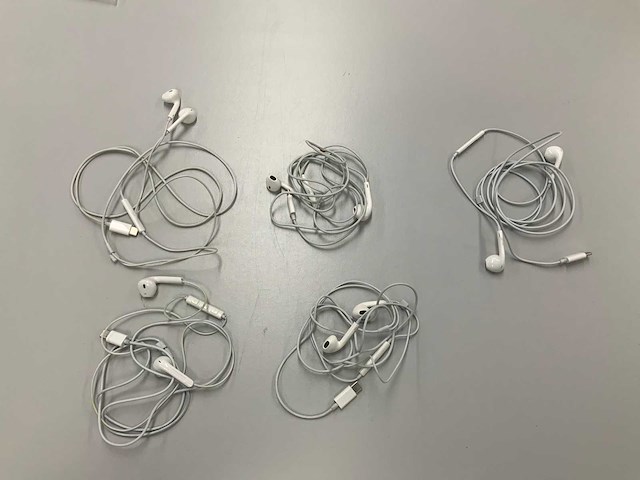 Apple earpods usb-c (5x) - afbeelding 1 van  6