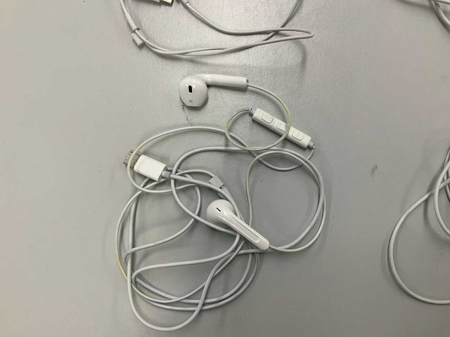 Apple earpods usb-c (5x) - afbeelding 5 van  6