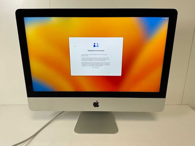 Apple imac 21.5”, intel quadcore i7, 16 gb ram, 1 tb ssd, amd radeon pro 555 2 gb all-in-one desktop - afbeelding 1 van  6
