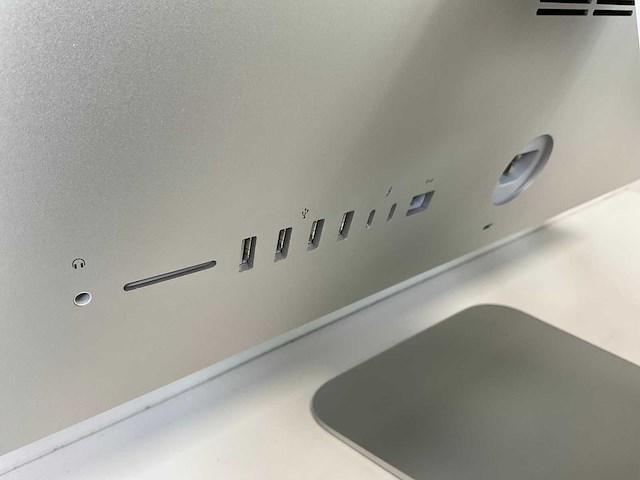 Apple imac 21.5”, intel quadcore i7, 16 gb ram, 1 tb ssd, amd radeon pro 555 2 gb all-in-one desktop - afbeelding 5 van  6