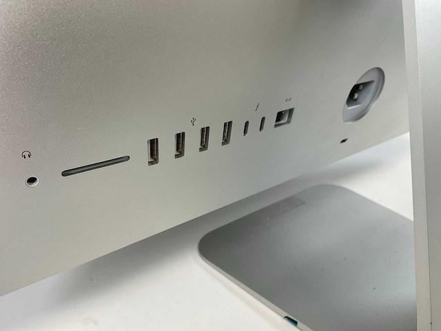 Apple imac 21.5”, quadcore i3, 16 gb, 500 gb nvme, amd radeon pro 555x 2gb all-in-one desktop - afbeelding 5 van  6