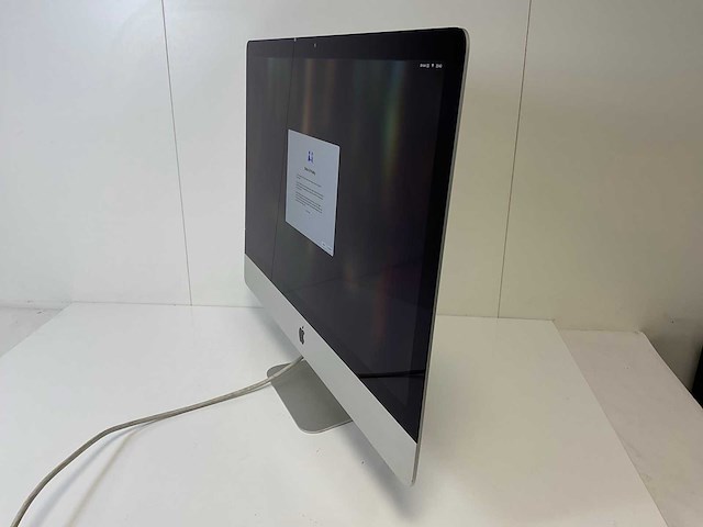 Apple imac 27”, hexacore i5, 8 gb ram, 1 tb nvme, amd radeon pro 570x 4 gb all-in-one desktop - afbeelding 3 van  8