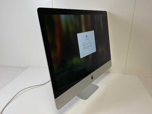 Apple imac 27”, hexacore i5, 8 gb ram, 1 tb nvme, amd radeon pro 570x 4 gb all-in-one desktop - afbeelding 2 van  7