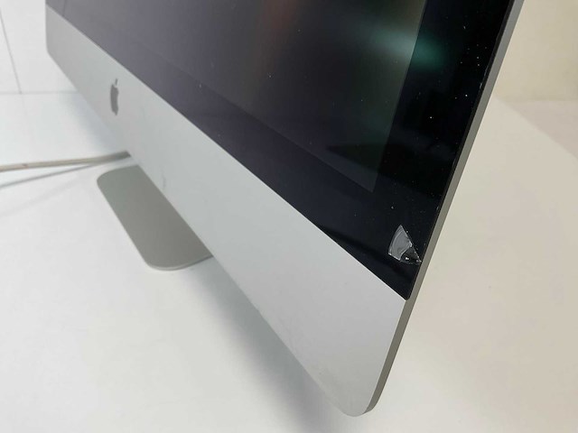 Apple imac 27”, hexacore i5, 8 gb ram, 1 tb nvme, amd radeon pro 570x 4 gb all-in-one desktop - afbeelding 7 van  7