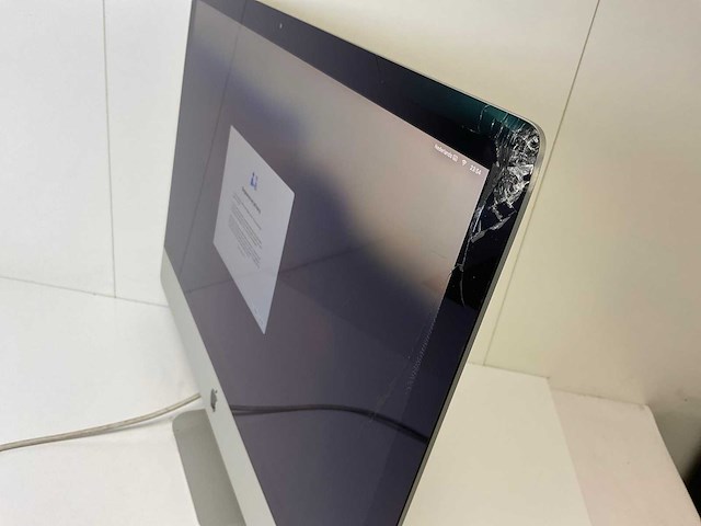 Apple imac 27”, hexacore i5, 8 gb ram, 512 gb ssd, amd radeon pro 5300 4 gb all-in-one desktop - afbeelding 8 van  8