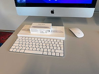 Apple imac met accessoires - afbeelding 2 van  3