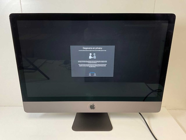 Apple imac pro 27”, xeon(r) w-2140b, 64 gb ram, 1 tb nvme, amd radeon pro vega 56 8 gb all-in-one desktop - afbeelding 1 van  6