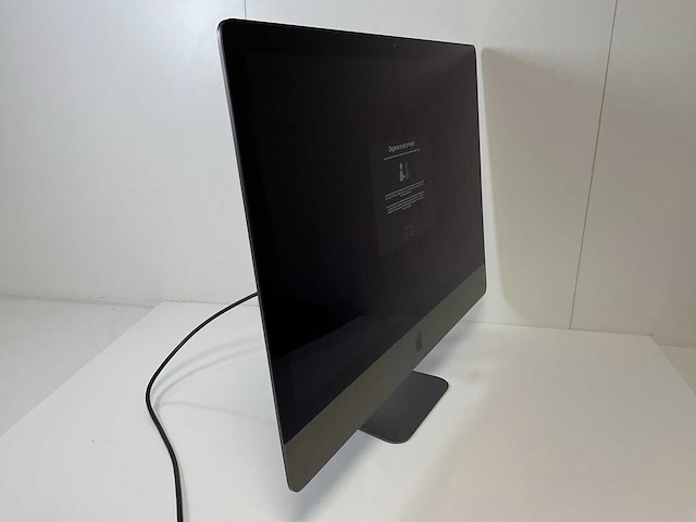 Apple imac pro 27”, xeon(r) w-2140b, 64 gb ram, 1 tb nvme, amd radeon pro vega 56 8gb all-in-one desktop - afbeelding 2 van  6