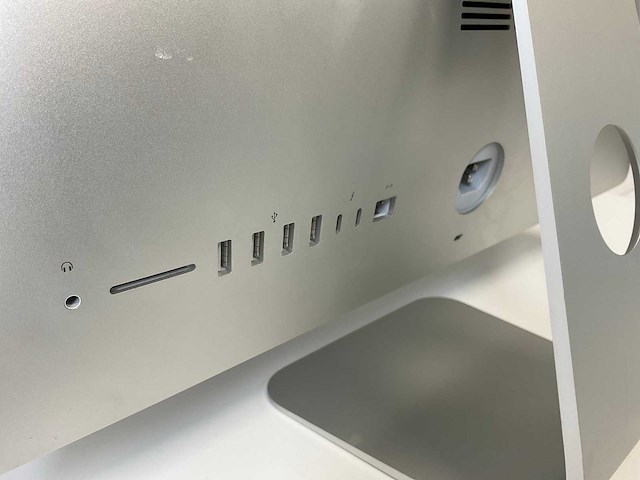 Apple imac retina 4k 21.5”, hexacore i5, 8 gb ram, 480 gb ssd - 1 tb hdd, amd radeon pro 560x 2 gb all-in-one desktops (2x) - afbeelding 5 van  14