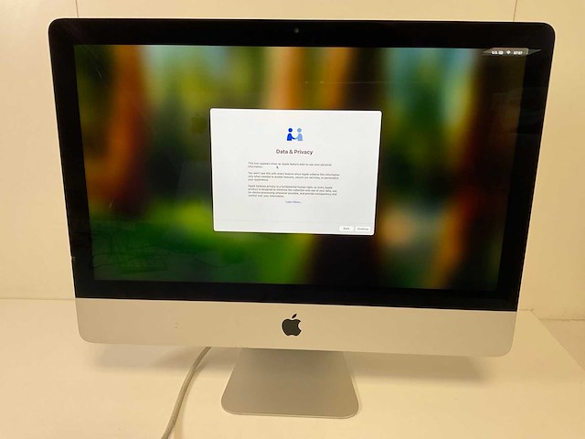 Apple imac retina 4k 21.5”, quadcore i3, 8 gb ram, 1 tb ssd, amd radeon pro 555x 2 gb all-in-one desktops (2x) - afbeelding 11 van  17