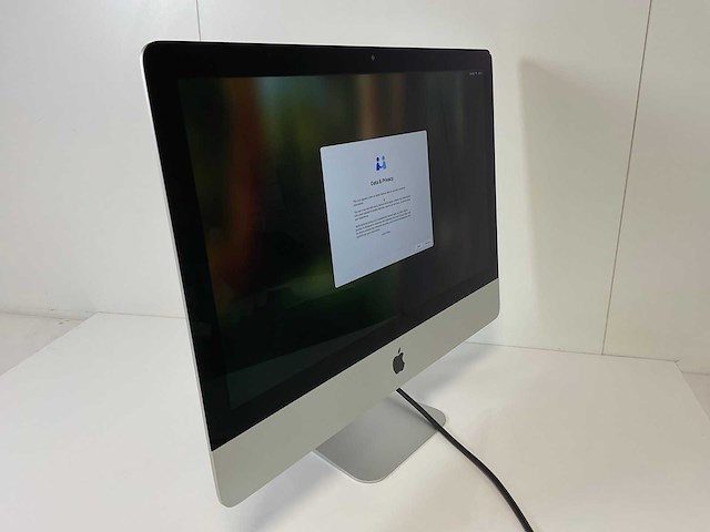 Apple imac retina 4k 21.5”, quadcore i3, 8 gb ram, 1 tb ssd, amd radeon pro 555x 2 gb all-in-one desktops (2x) - afbeelding 3 van  16