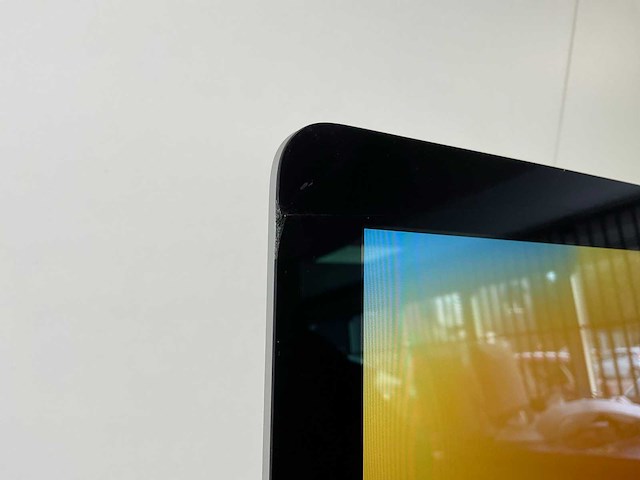 Apple imac retina 4k 21.5”, quadcore i3, 8 gb ram, 1 tb ssd, amd radeon pro 555x 2 gb all-in-one desktops (2x) - afbeelding 13 van  16