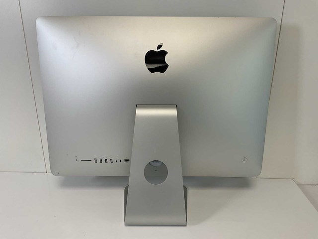 Apple imac retina 4k 21.5”, quadcore i3, 8 gb ram, 1 tb ssd, amd radeon pro 555x 2 gb all-in-one desktops (2x) - afbeelding 14 van  16