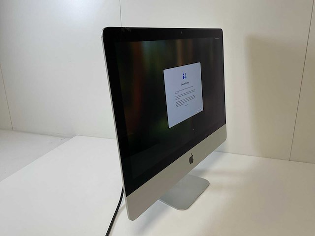 Apple imac retina 4k 21.5”, quadcore i3, 8 gb ram, 1 tb ssd, amd radeon pro 555x 2 gb all-in-one desktops (2x) - afbeelding 3 van  16