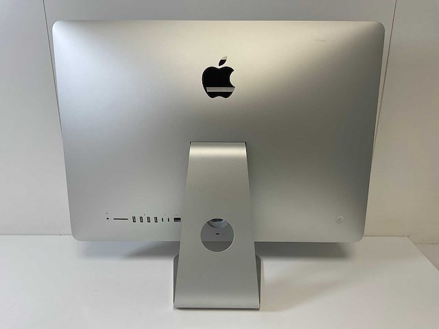 Apple imac retina 4k 21.5”, quadcore i3, 8 gb ram, 1 tb ssd, amd radeon pro 555x 2 gb all-in-one desktops (2x) - afbeelding 6 van  16