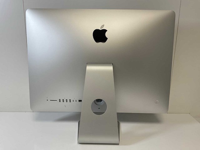 Apple imac retina 4k 21.5”, quadcore i3, 8 gb ram, 1 tb ssd, amd radeon pro 555x 2 gb all-in-one desktops (2x) - afbeelding 14 van  16