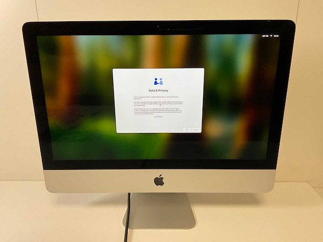 Apple imac retina 4k 21.5”, quadcore i3, 8 gb ram, 1 tb ssd, amd radeon pro 555x 2 gb all-in-one desktops (2x) - afbeelding 2 van  16