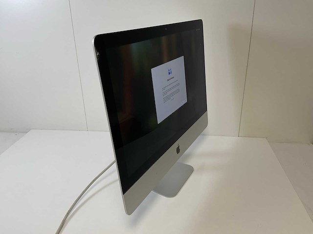 Apple imac retina 4k 21.5”, quadcore i3, 8 gb ram, 1 tb ssd, amd radeon pro 555x 2 gb all-in-one desktops (2x) - afbeelding 11 van  16