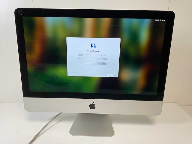 Apple imac retina 4k 21.5”, quadcore i3, 8 gb ram, 1 tb ssd, amd radeon pro 555x 2 gb all-in-one desktops (2x) - afbeelding 9 van  15