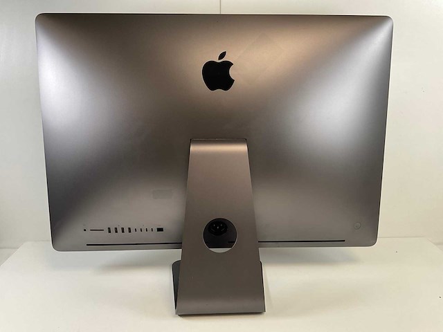 Apple imacpro 1.1 27”, xeon(r) w-2140b, 64 gb ram (4x16gb), 1 tb ssd, amd radeon pro vega 56 8 gb all-in-one desktop - afbeelding 4 van  6