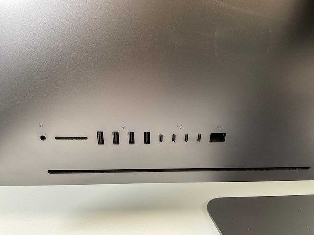 Apple imacpro 1.1 27”, xeon(r) w-2140b, 64 gb ram (4x16gb), 1 tb ssd, amd radeon pro vega 56 8 gb all-in-one desktop - afbeelding 5 van  6