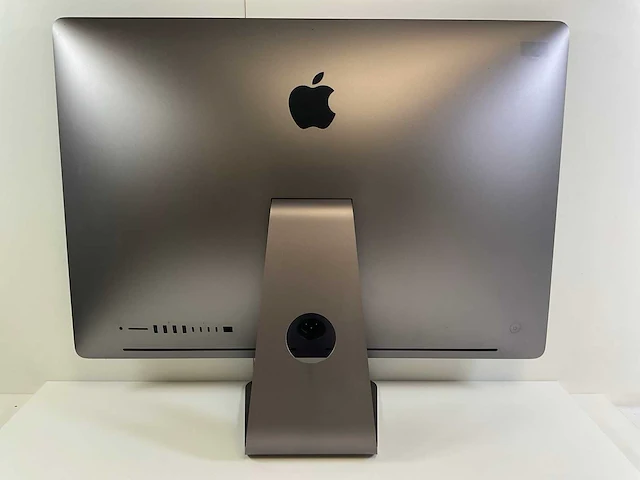Apple imacpro 1,1 27”, xeon(r) w-2140b, 64 gb ram (4x16gb), 1 tb ssd, amd radeon pro vega 56 8 gb all-in-one desktop - afbeelding 4 van  6
