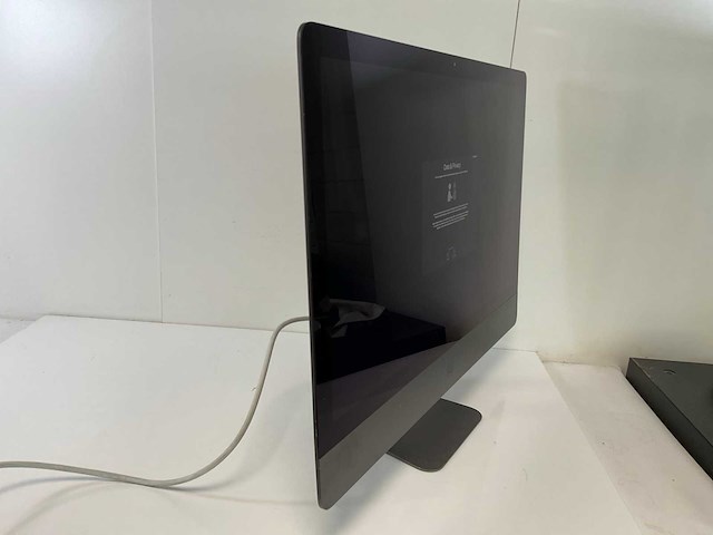 Apple imacpro 27”, xeon(r) w-2140b, 64 gb ram(4x 16gb), 1 tb nvme, amd radeon pro vega 56 8gb all-in-one desktop - afbeelding 2 van  6