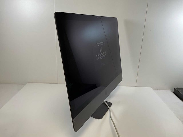Apple imacpro 27”, xeon(r) w-2140b, 64 gb ram(4x 16gb), 1 tb nvme, amd radeon pro vega 56 8gb all-in-one desktop - afbeelding 3 van  6