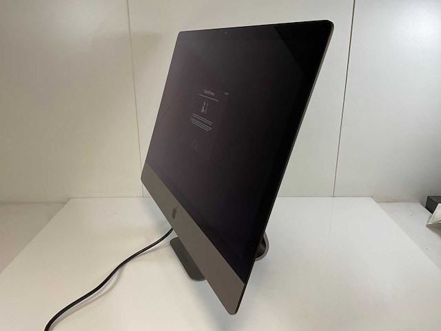 Apple imacpro 27”, xeon(r) w-2140b, 64 gb ram(4x 16gb), 1 tb nvme, amd radeon pro vega 56 8gb all-in-one desktop - afbeelding 3 van  6