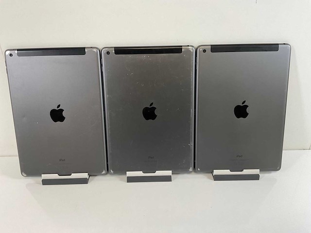 Apple ipad 10.2 inch - wifi + cellular - 64 gb - space gray (3x) - afbeelding 7 van  10
