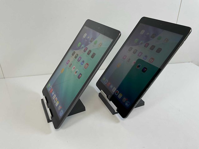 Apple ipad 10.2 inch (2021) - wifi - 64 gb / 256 gb - space gray (2x) - afbeelding 5 van  7