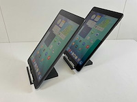 Apple ipad 10.2 inch (2021) - wifi + cellular - 64 gb - space gray (2x) - afbeelding 6 van  10