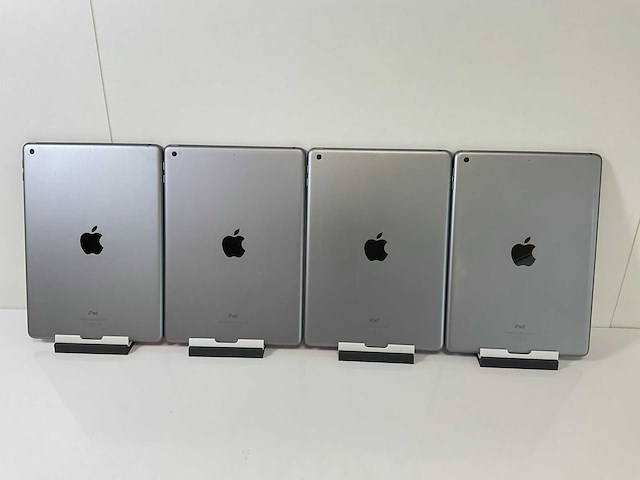 Apple ipad (2018) 6th gen 9.7” - wifi - 32 gb / 128 gb - space gray (4x) - afbeelding 7 van  10