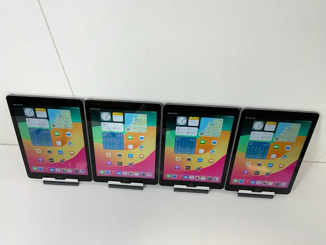 Apple ipad (2018) 9.7”, - wi-fi - 128 gb - space gray (4x) - afbeelding 2 van  9