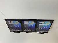 Apple ipad (2019) 7th gen 10.2” - wifi - 32 gb - space gray (3x) - afbeelding 2 van  9