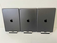 Apple ipad (2019) 7th gen 10.2” - wifi - 32 gb - space gray (3x) - afbeelding 6 van  9