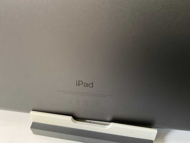 Apple ipad (2019) 7th gen 10.2” - wifi - 32 gb - space gray (3x) - afbeelding 8 van  9