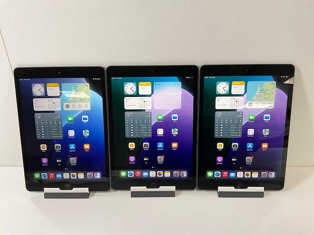 Apple ipad (2019) 7th gen 10.2” - wifi - 32 gb - space gray (3x) - afbeelding 1 van  10
