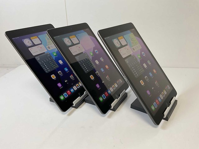 Apple ipad (2019) 7th gen 10.2” - wifi - 32 gb - space gray (3x) - afbeelding 6 van  10