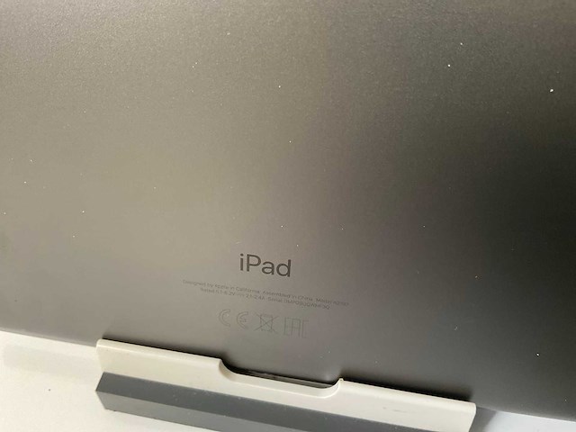 Apple ipad (2019) 7th gen 10.2” - wifi + cellular - 32 gb / 128 gb - space gray (3x) - afbeelding 9 van  9