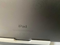 Apple ipad (2020) 8th gen 10.2” - wifi - 32 gb - space gray (2x) - afbeelding 6 van  9
