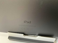 Apple ipad (2020) 8th gen 10.2” - wifi - 32 gb - space gray (2x) - afbeelding 7 van  9