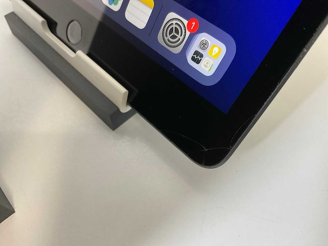 Apple ipad (2020) 8th gen 10.2” - wifi - 32 gb - space gray (2x) - afbeelding 9 van  9