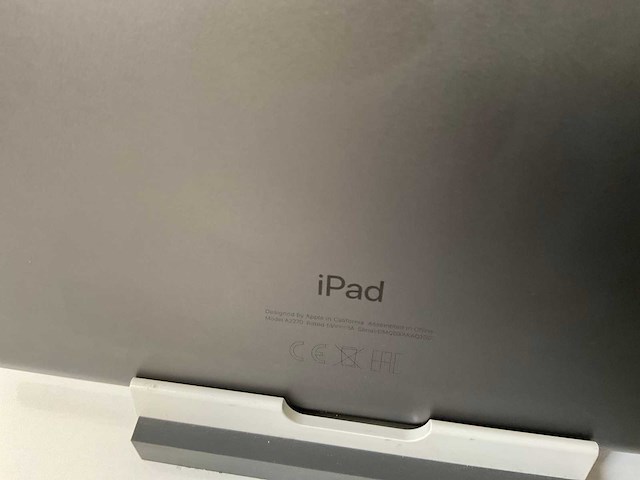 Apple ipad (2020) 8th gen 10.2” - wifi - 32 gb - space gray (3x) - afbeelding 5 van  5